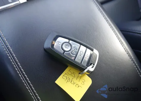 2020 Ford Explorer Xlt z USA, uszkodzony, nr VIN 1FMSK7DH8LGA30916